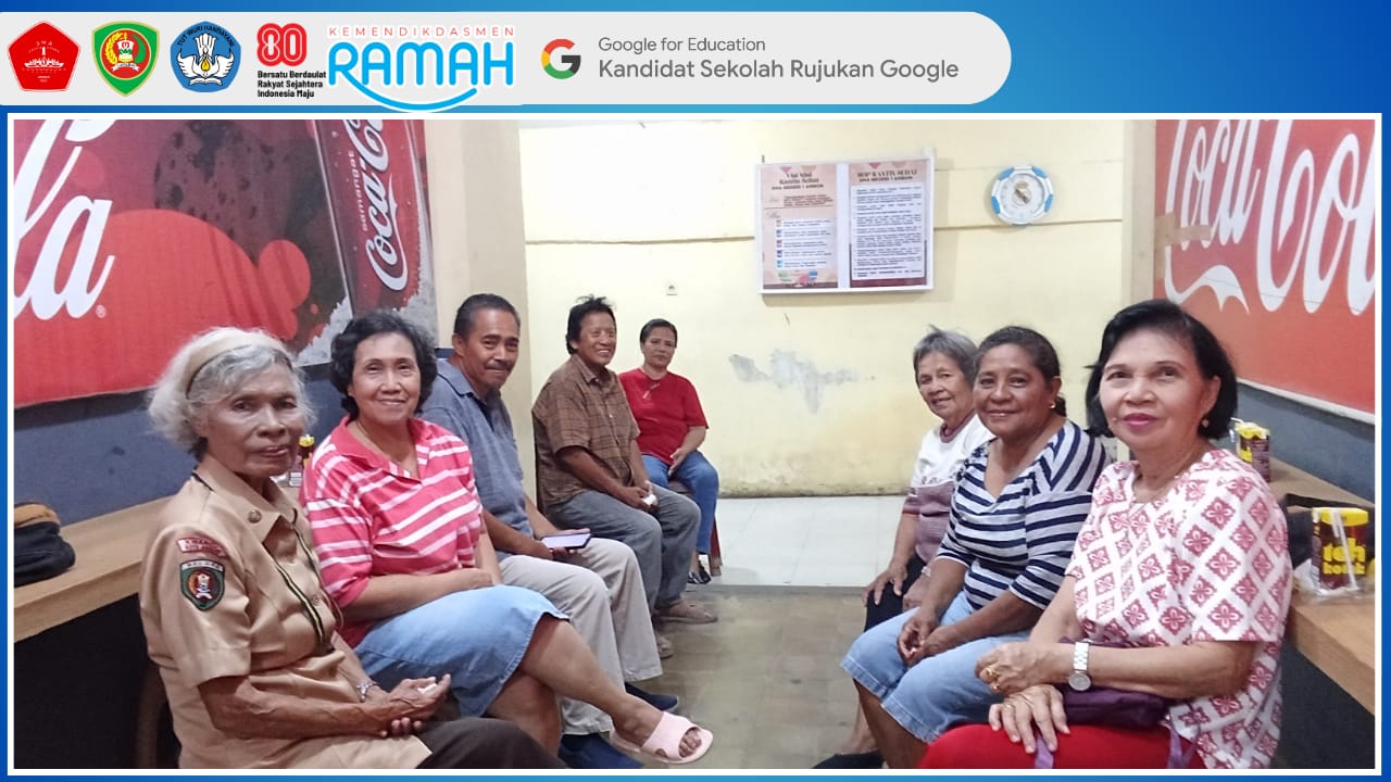 Pemanfaatan Kantin SMA Negeri 1 Ambon sebagai Ruang Silaturahmi Para Sesepuh