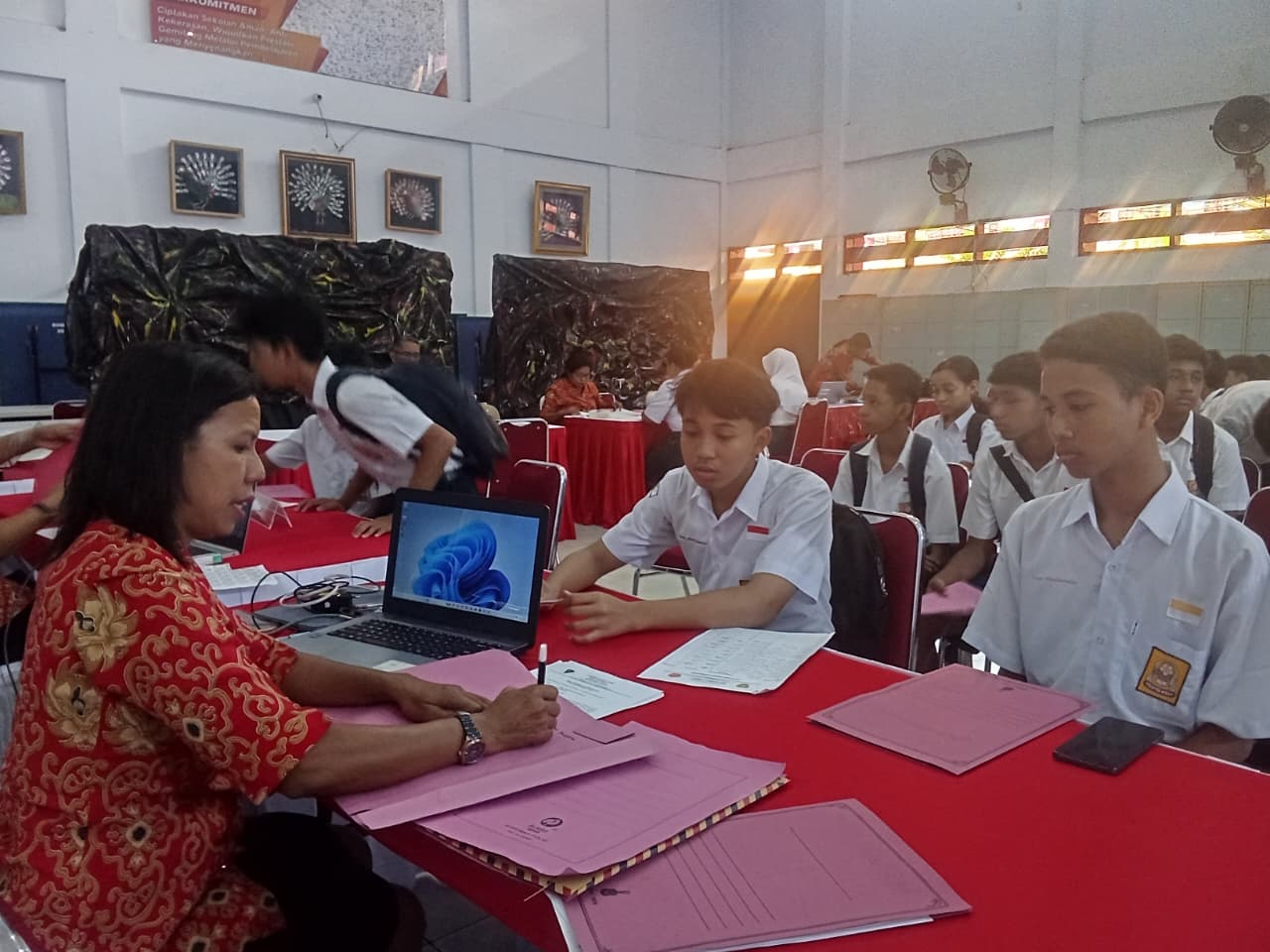 SPMB SMAN 1 Ambon Berjalan Lancar, 543 Calon Siswa Telah Terdaftar